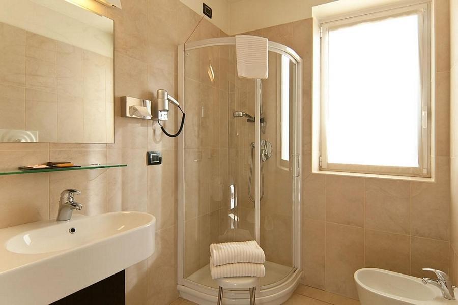 Hotel Fiera Milano Rho Room photo